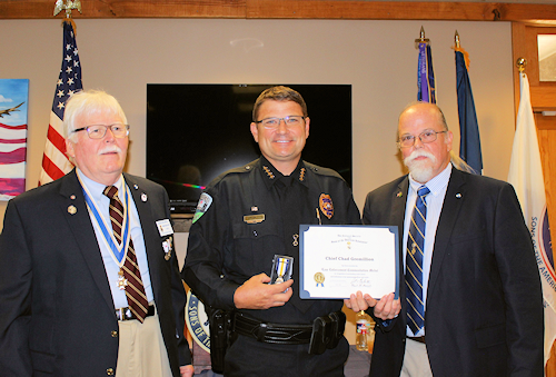 J. Eric Irby presented the SAR Law Enforcement Award to APD Chief Chad Gremillion.  Gremillion began his law enforcement career at Alexandria Police Department in 1995.  From 1999-2023, he served as a Louisiana State Trooper in Troop E.  On 5 April 2023, Alexandria Jacques Roy appointed Gremillion as Interim Chief.